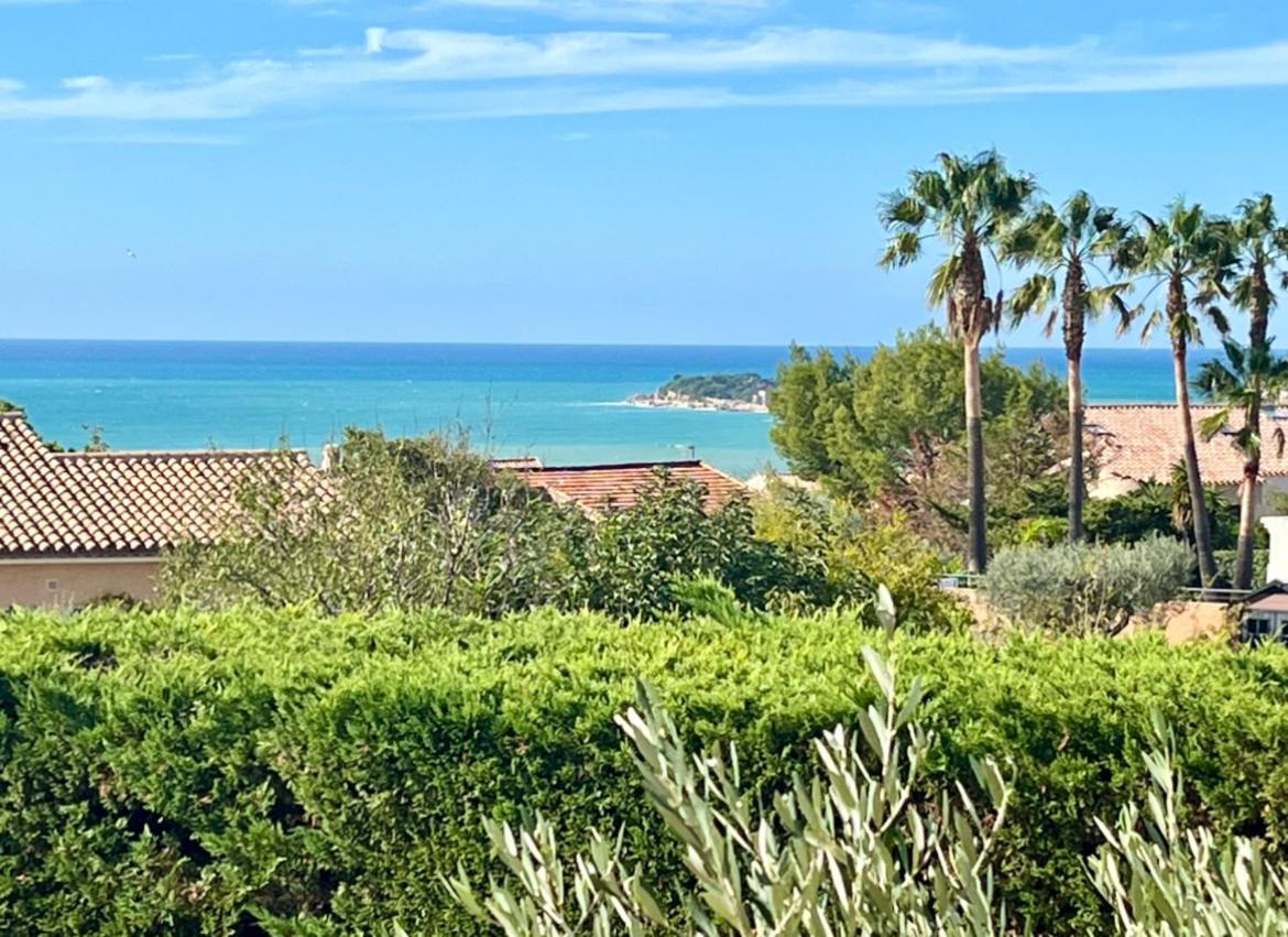 Appartement Sanary Vue Mer Au Calme Esterno foto