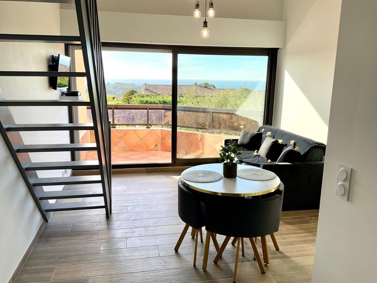 Appartement Sanary Vue Mer Au Calme Esterno foto